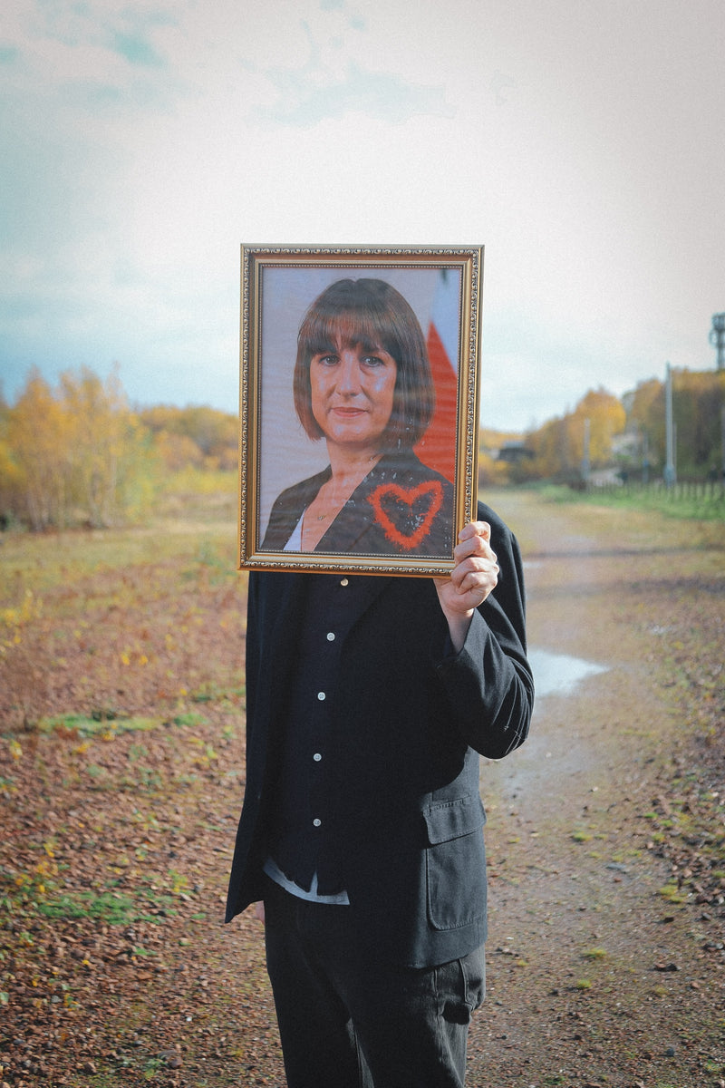 Elgin and The Marbles - The Treasury's In Love